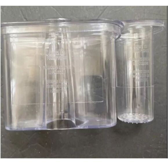 Hamilton Beach Food Processor Model 70580 FP20 Replacement Part Pusher & Sleeve - Picture 4 of 12